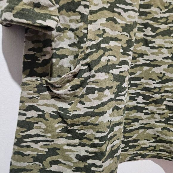 D&Co Denim + Co Women Activewear A-Line Tunic Top Size Small Green Camo Short Sl - Picture 2 of 8